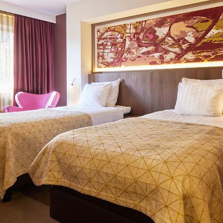 טילבורג Auberge Du Bonheur מראה חיצוני תמונה